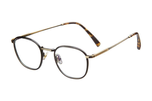Il modello “COBRA-SP” degli occhiali Steve McQueen