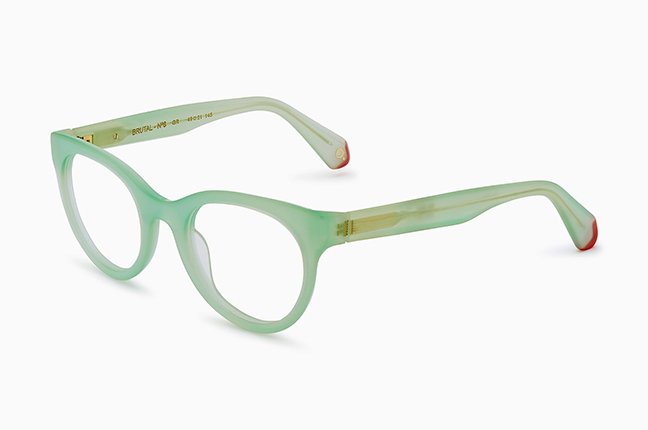 Il modello “BRUTAL NO.8” degli occhiali da vista Etnia Barcelona – Collezione BOLD