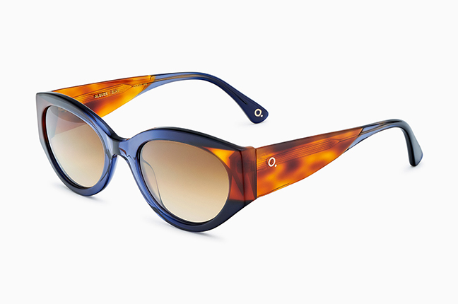 Il modello “ALGUER” degli occhiali da sole Etnia Barcelona