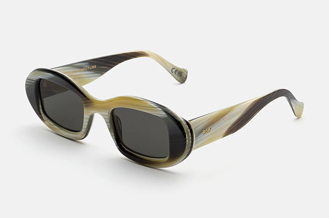 Il modello “Tutto Corno” degli occhiali Retrosuperfuture – Collezione SS23