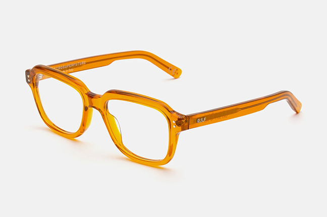 Il modello “Lazarus Optical Clay” degli occhiali Retrosuperfuture – Collezione SS23