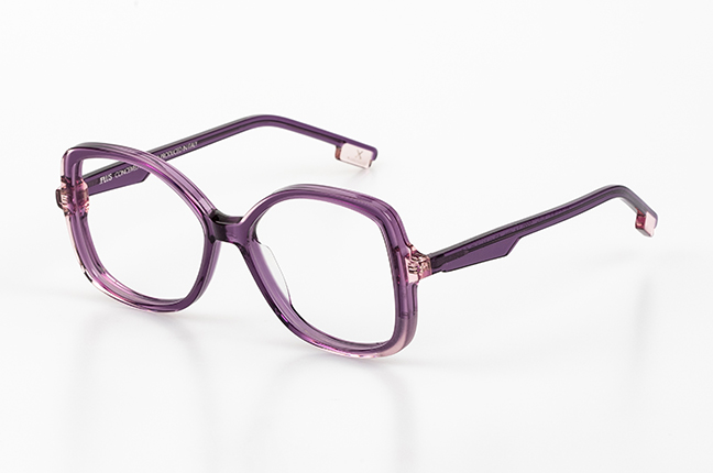 Il modello “ENILA” degli occhiali da vista JPlus