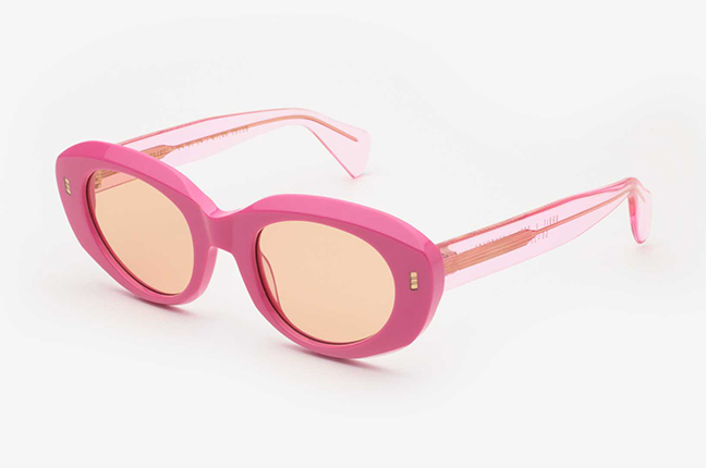 Il modello “ORBIT Hot Pink” degli occhiali Gast
