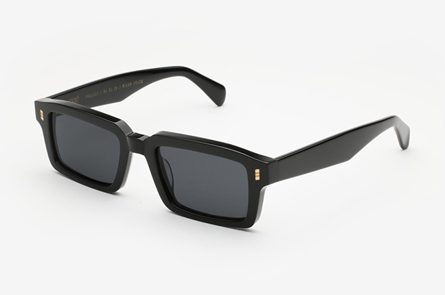 Il modello “VOV Black” degli occhiali Gast