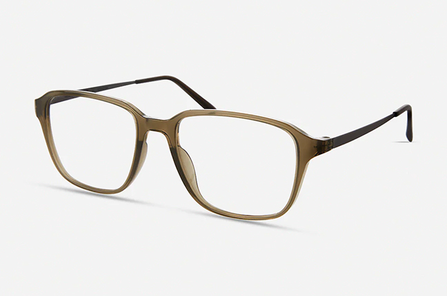Il modello “7071” (nella colorazione “Olive”) degli occhiali Modo, appartenente alla collezione “R 1000 Collection”