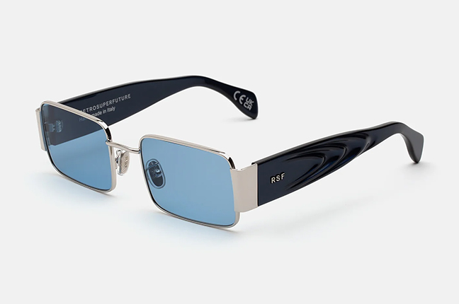 Il modello “Z METALLIC BLUE” degli occhiali Retrosuperfuture – Collezione SS24