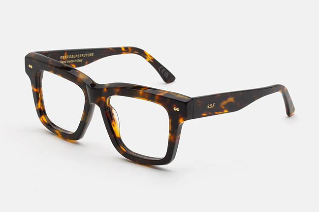 Il modello “NUMERO 116 HAVANA” degli occhiali Retrosuperfuture – Collezione SS24