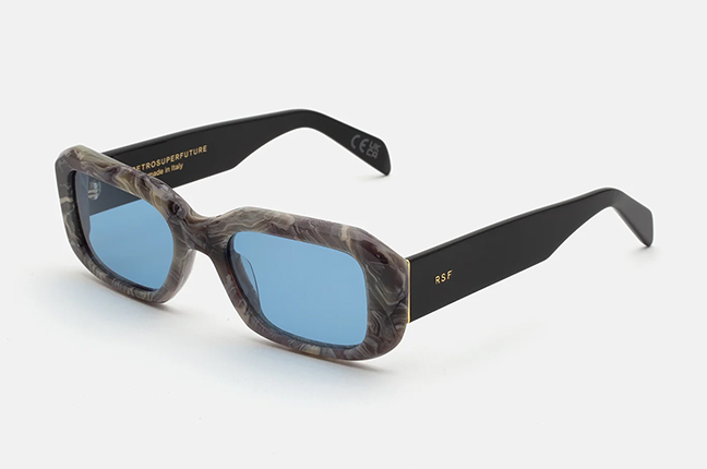 Il modello “SAGRADO ROCCIA GRAY” degli occhiali Retrosuperfuture – Collezione SS24