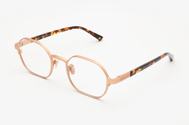 Il modello “COMBO MATTE ROSE GOLD” degli occhiali Gast