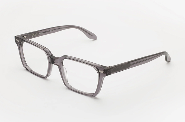 Il modello “SENSO GREY” degli occhiali Gast