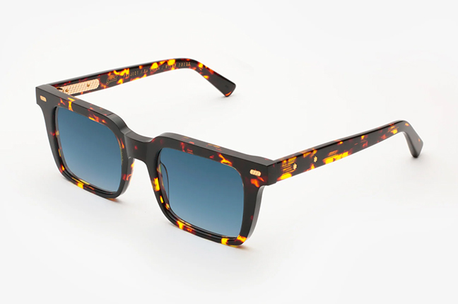 Il modello “DRAVA HAVANA FLAME” degli occhiali Gast